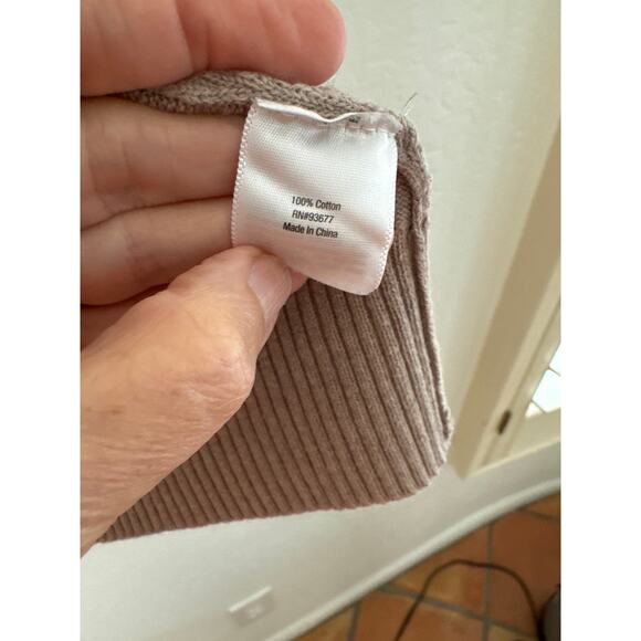 St John’s Bay Argyle V-neck Sweater - size M (Petite). - Picture 9 of 9